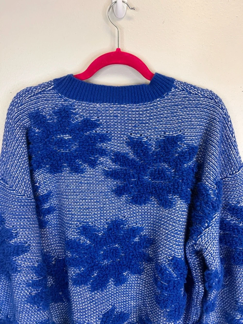 Blue Floral Oversized Textured Knit Sweater Size L Quirky Dopamine Colorful Fun - Picture 9 of 10